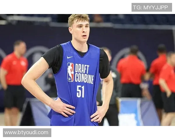 帕金斯呼吁浓眉保持身材以树立榜样激励年轻球员弗拉格 帕金斯呼吁浓眉保持身材以树立榜样激励年轻球员弗拉格