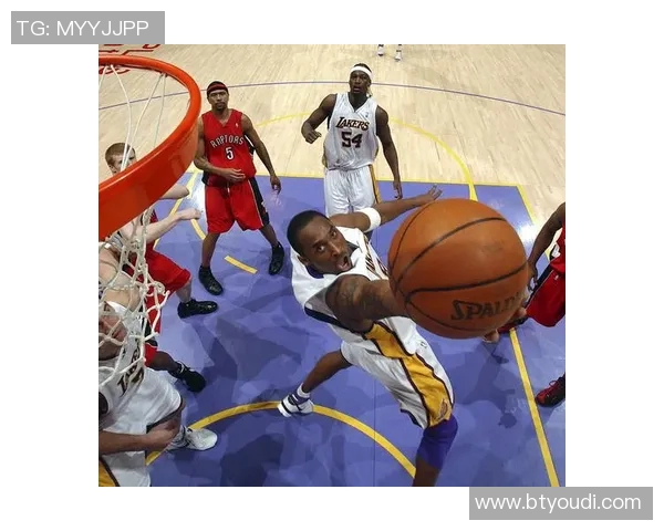 篮网媒体日独家揭秘小叶诺阿带你走进球队幕后精彩瞬间