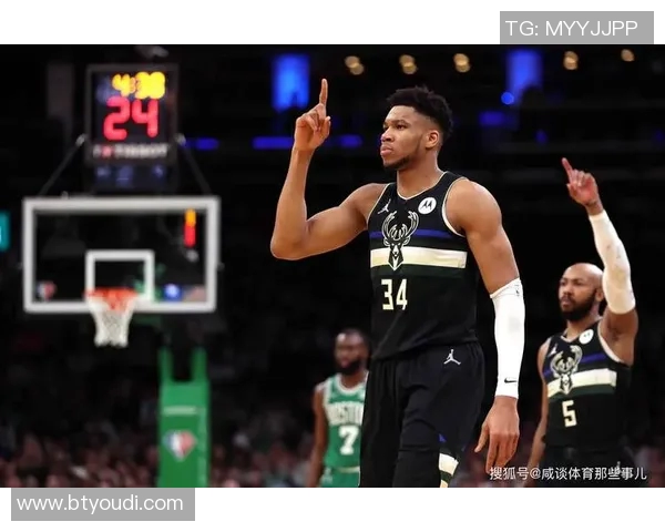 字母哥情绪不稳?嘲讽队友引发猜测,或离开雄鹿加盟尼克斯! 字母哥情绪不稳?嘲讽队友引发猜测,或离开雄鹿加盟尼克斯!