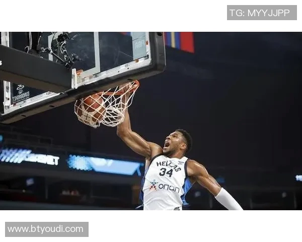 吉迪数据全能!场均19.5+8.5+7.8助公牛豪取4胜0负 吉迪数据全能!场均19.5+8.5+7.8助公牛豪取4胜0负