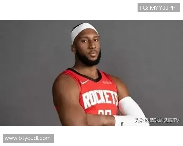 奥科吉:防守很有趣 对我来说不像挑战 更像孩子走进了糖果店 奥科吉:防守很有趣 对我来说不像挑战 更像孩子走进了糖果店