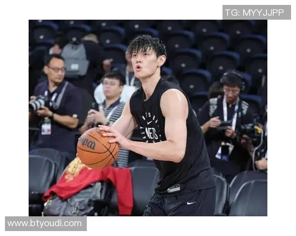 曾凡博回归北京首钢，一位22岁前锋的决定，如何左右CBA的冠军格局？