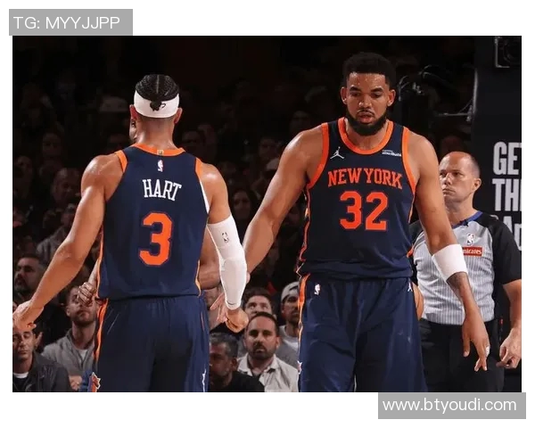 活塞vs尼克斯前瞻：东部两强相争，尼克斯客场冲击9连胜